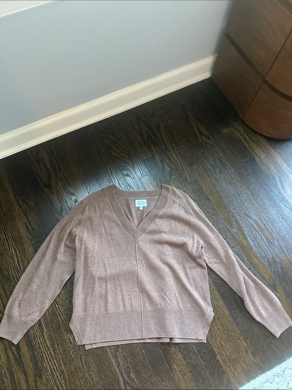 AYR Brown 100% Cashmere V-Neck Sweater